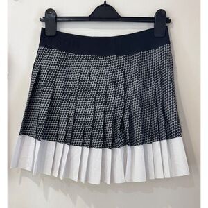 Greyson Golf Wolvestooth Leo Skort & Vesta Mock Neck Top Set Womens M Shepherd